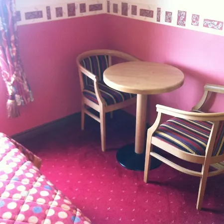 B&B Pier House 3*